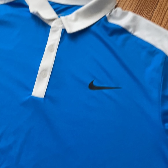 Nike Dri-fit shirt - Picture 2 of 3